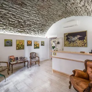  Hotel Queen House Italia